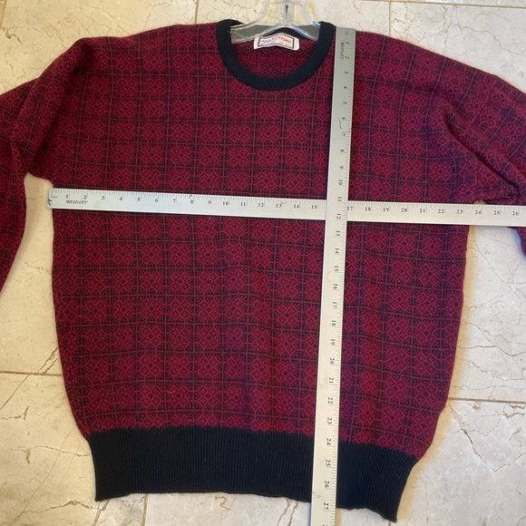 Alan Paine Men’s Cashmere Sweater XL, maroon with black print and details, Lux! - Picture 12 of 13